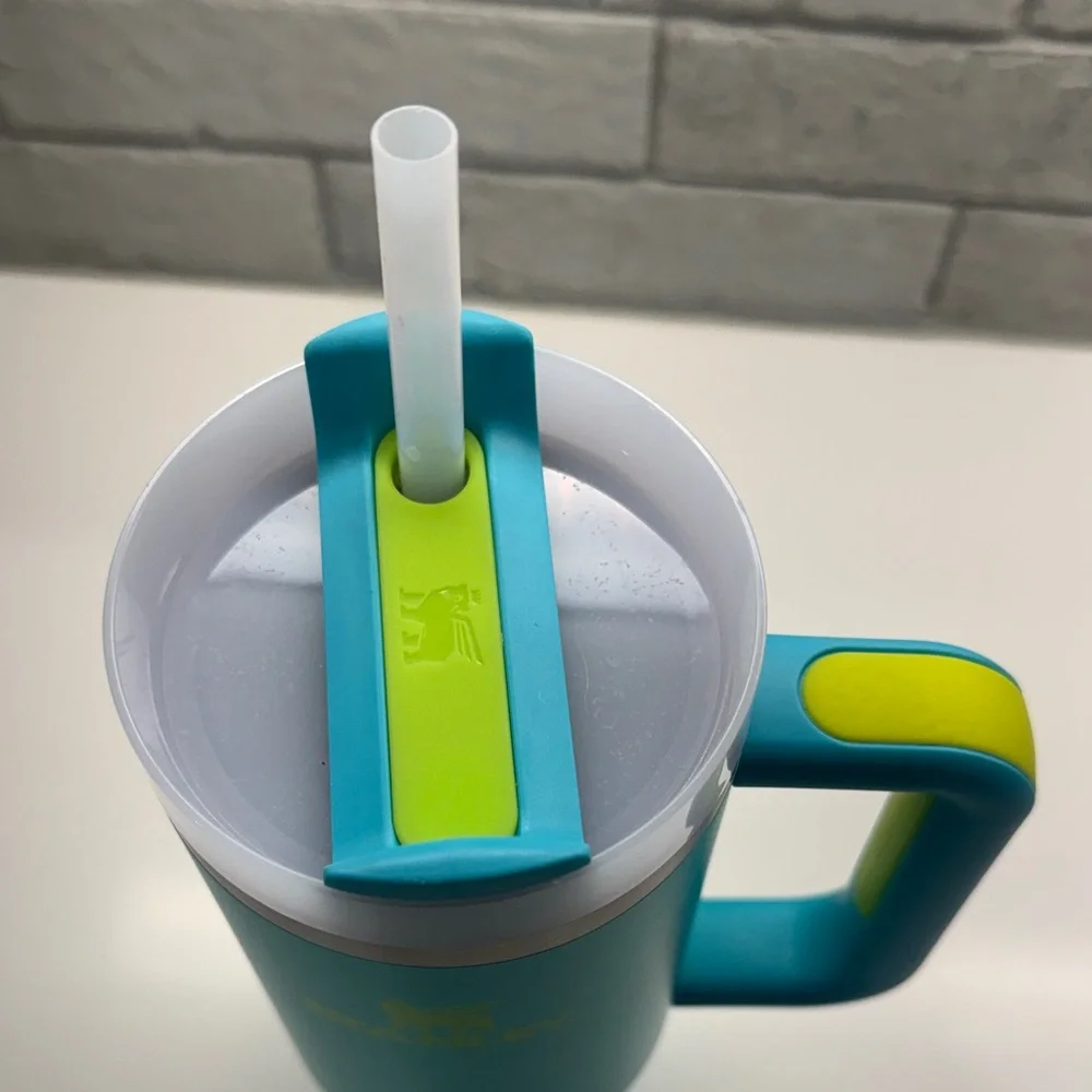 Stanley Teal Travel Mug with Lime Accent - Picture 4 of 9